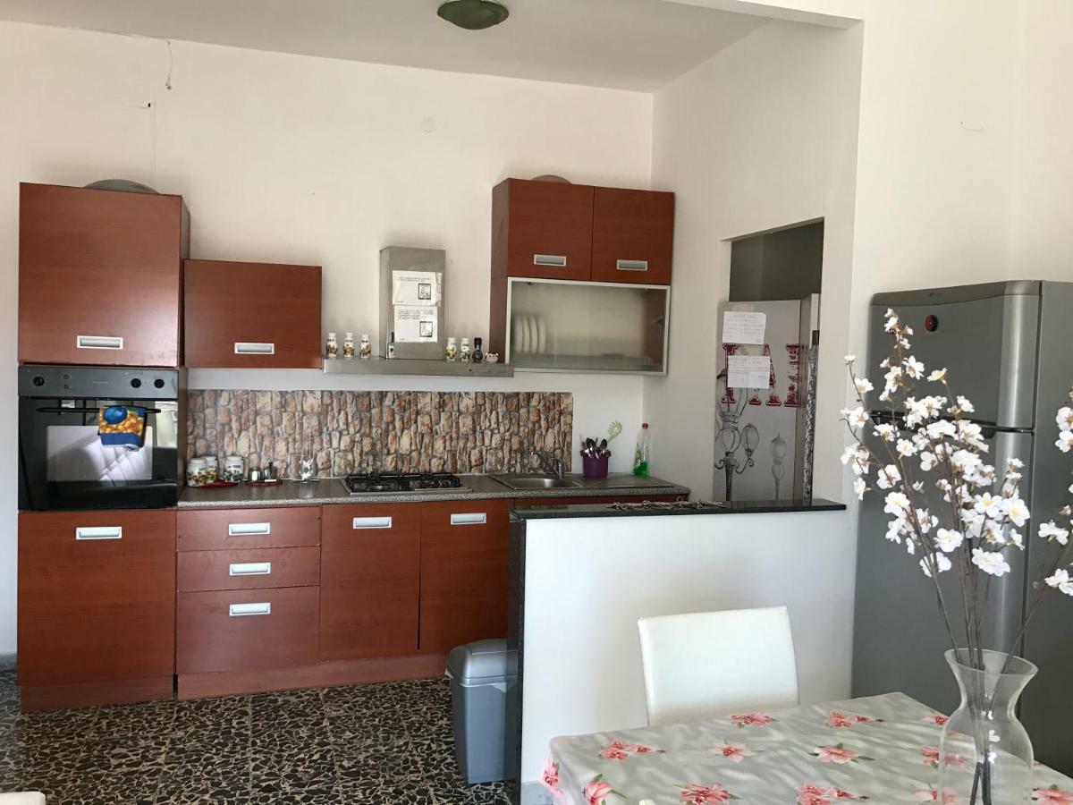 B&B Cagliari Ariosto Кальяри Экстерьер фото